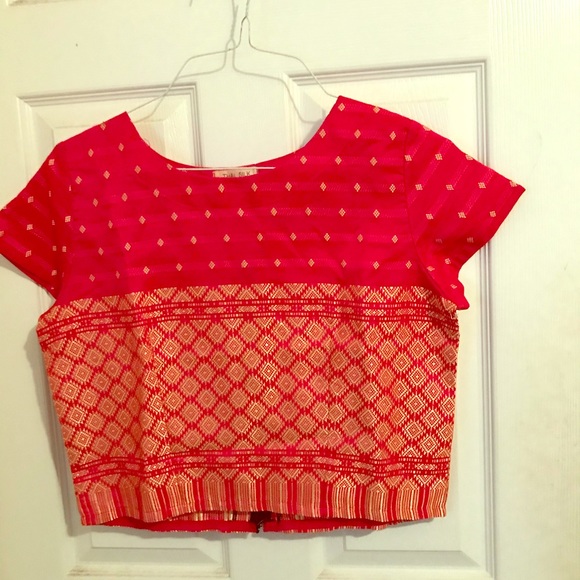 Red & Gold top - Picture 1 of 1